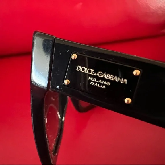Dolce & Gabbana Black Square Sunglasses Made in Italy EUC w 